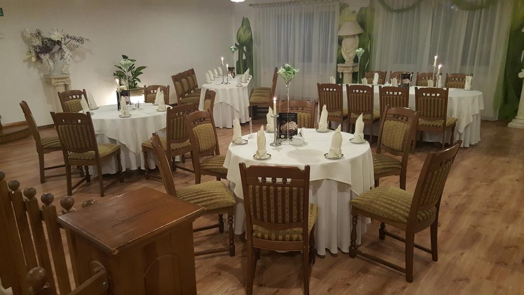 Hotel Bristol تارنوف المظهر الخارجي الصورة