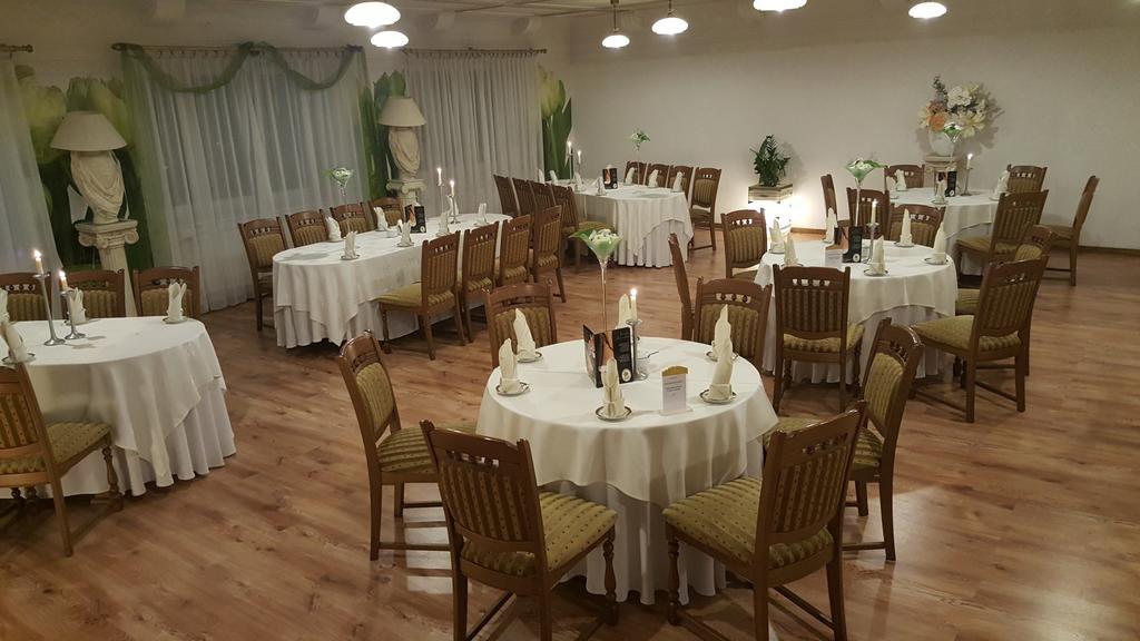 Hotel Bristol تارنوف المظهر الخارجي الصورة