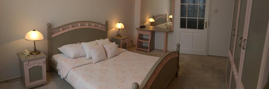 Hotel Bristol تارنوف المظهر الخارجي الصورة